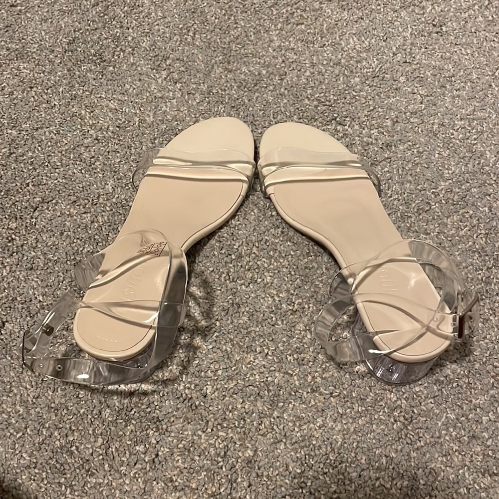CLEAR BLOCK HEEL SANDALS